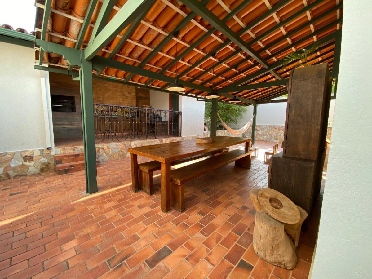 Casa No Centro Historico De Catas Altas Exterior foto